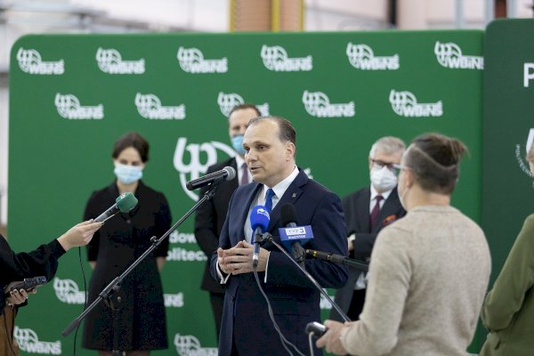 wystąpienie przed mediami