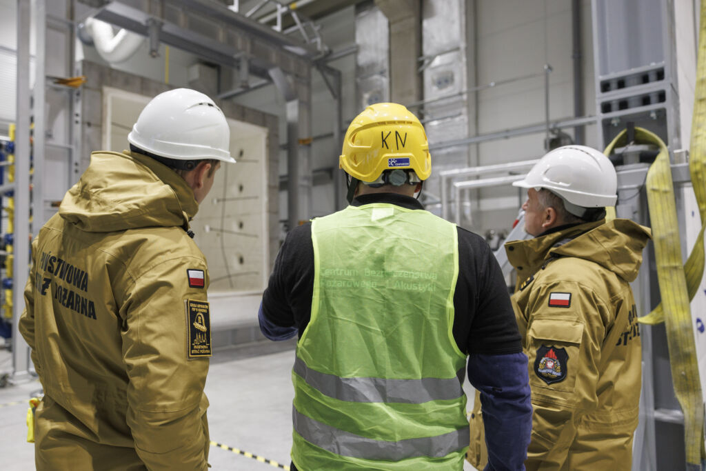 Pierwsze uruchomienie stanowiska do badań odporności ogniowej