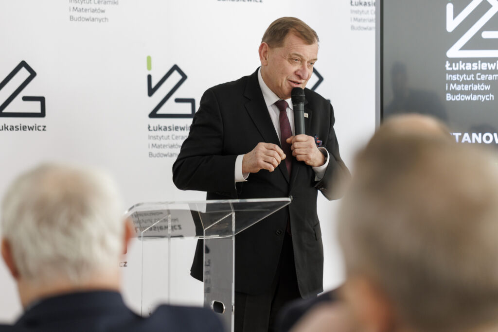 Pierwsze uruchomienie stanowiska do badań odporności ogniowej